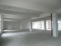 人民路麥德龍附近標(biāo)準(zhǔn)全新廠房，400平起單層面積800平，有