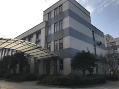 港閘區(qū)廠房出租，靠近南通理工學院，一棟3層，有電梯