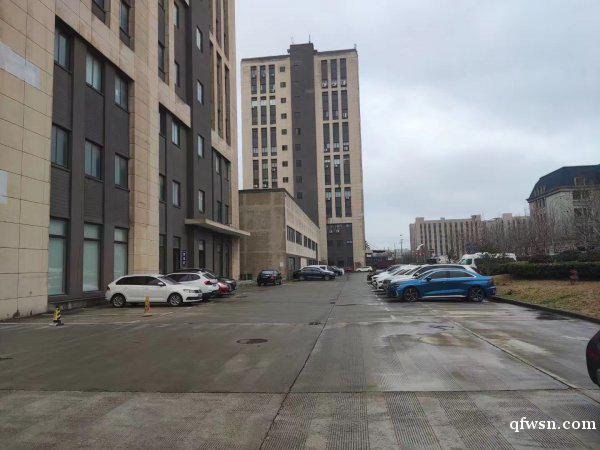 出租港閘辦公樓倉(cāng)庫(kù)廠(chǎng)房 無(wú)中介費(fèi) 歡迎咨詢(xún) 出租港閘辦公樓倉(cāng)庫(kù)廠(chǎng)房 無(wú)中介費(fèi) 歡迎咨詢(xún)