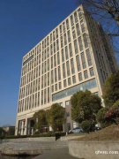 市北高新創(chuàng)想物流園，層高5米，100平起租，有客貨梯，辦公室