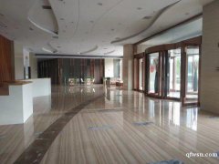 市北高新創(chuàng)想物流園，層高5米，100平起租，有客貨梯，辦公室