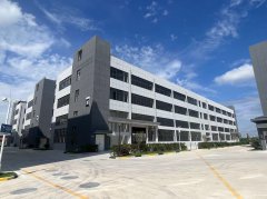 獨門獨院送院子廠房出售，50年全新廠房