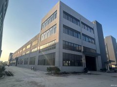 單層廠房出售，單價(jià)3700每平，獨(dú)門(mén)獨(dú)院送院子